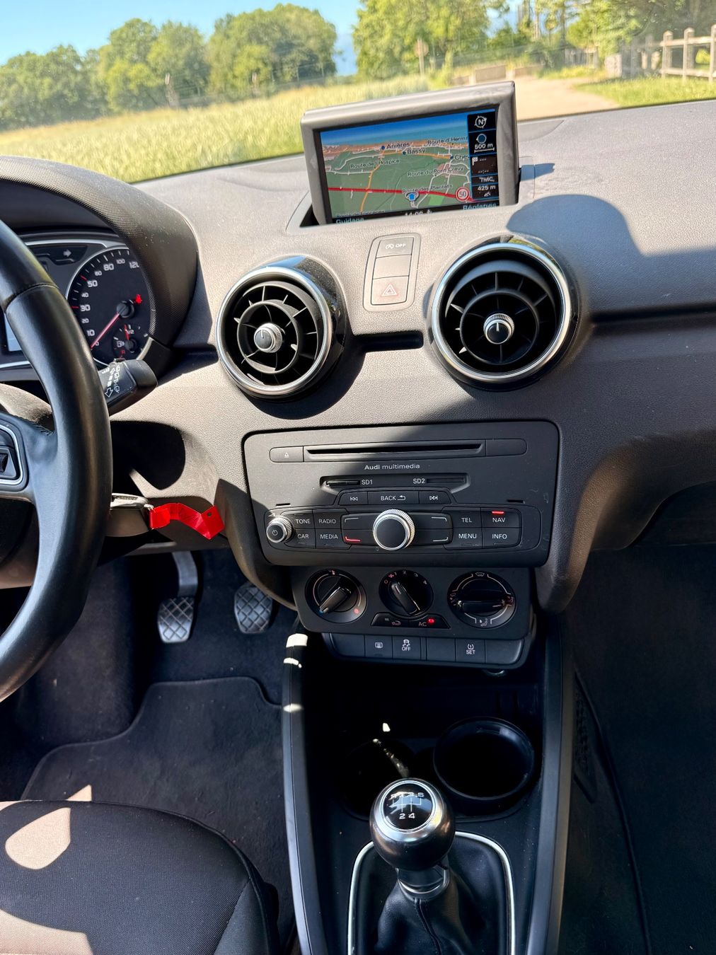 Audi Automobili: Audi A1 Sportback 1.2 TFSI Attraction – Usato da Nyon venduto da SandraPr 2