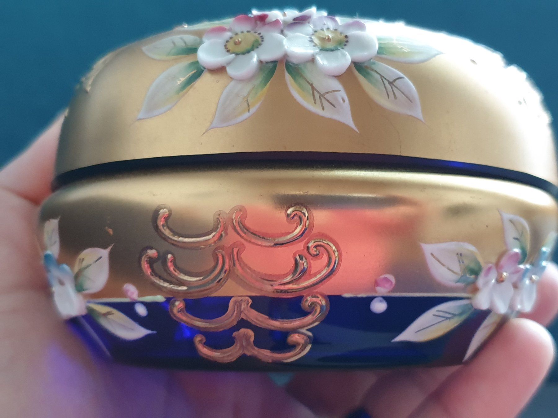 Bicchieri: Antike Bohemian Glasdose mit Deckel – Usato da Lengnau BE venduto da Mango888 4