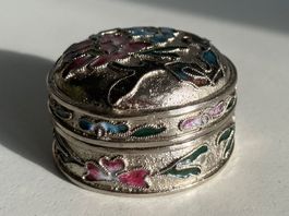 Charmante boîte vintage en émail cloisonné ✨