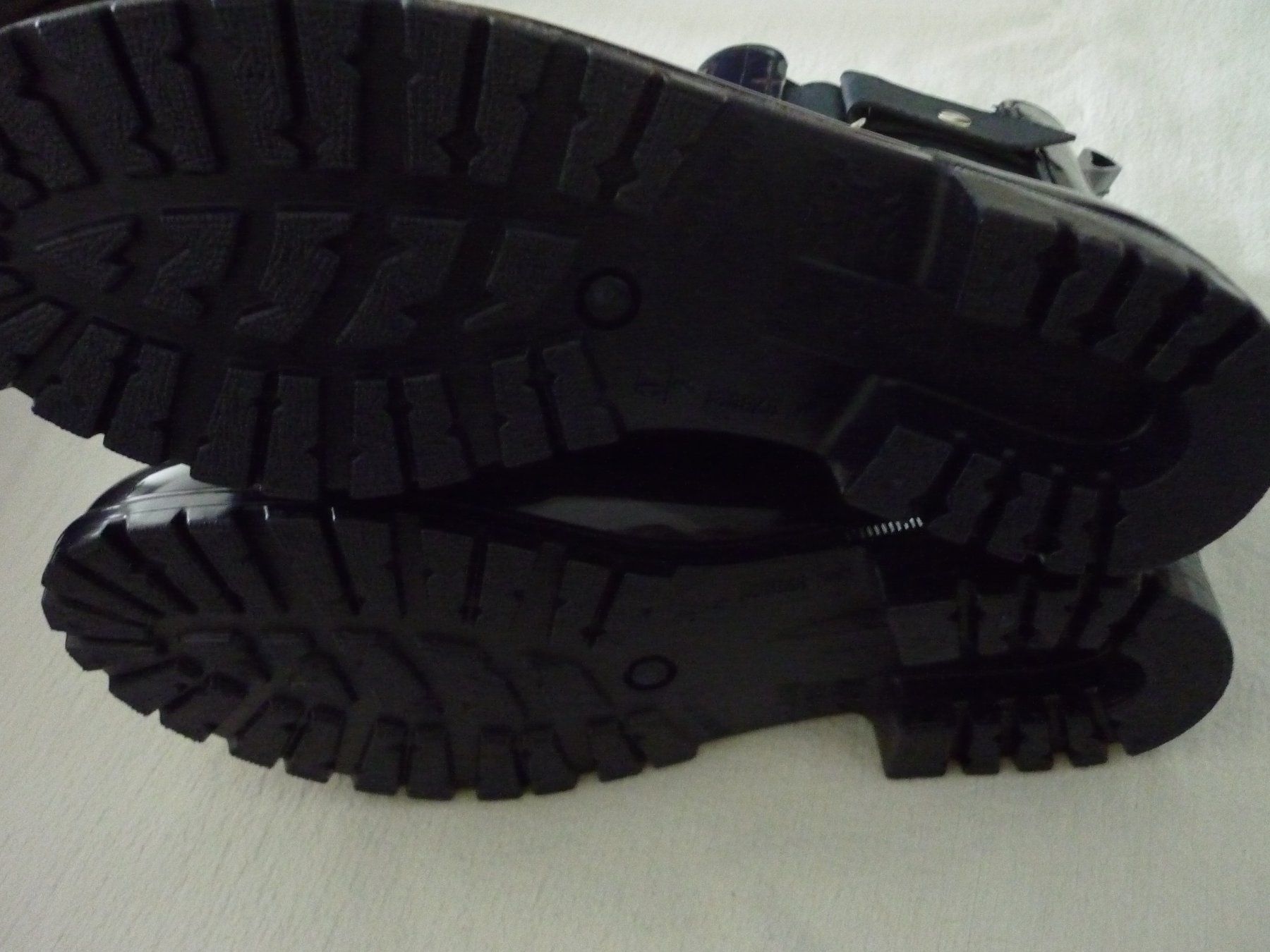Scarpe da donna: Esmara Gummi-Stiefeletten – Nuovo (secondo la descrizione) da Vaduz venduto da red94angel 2