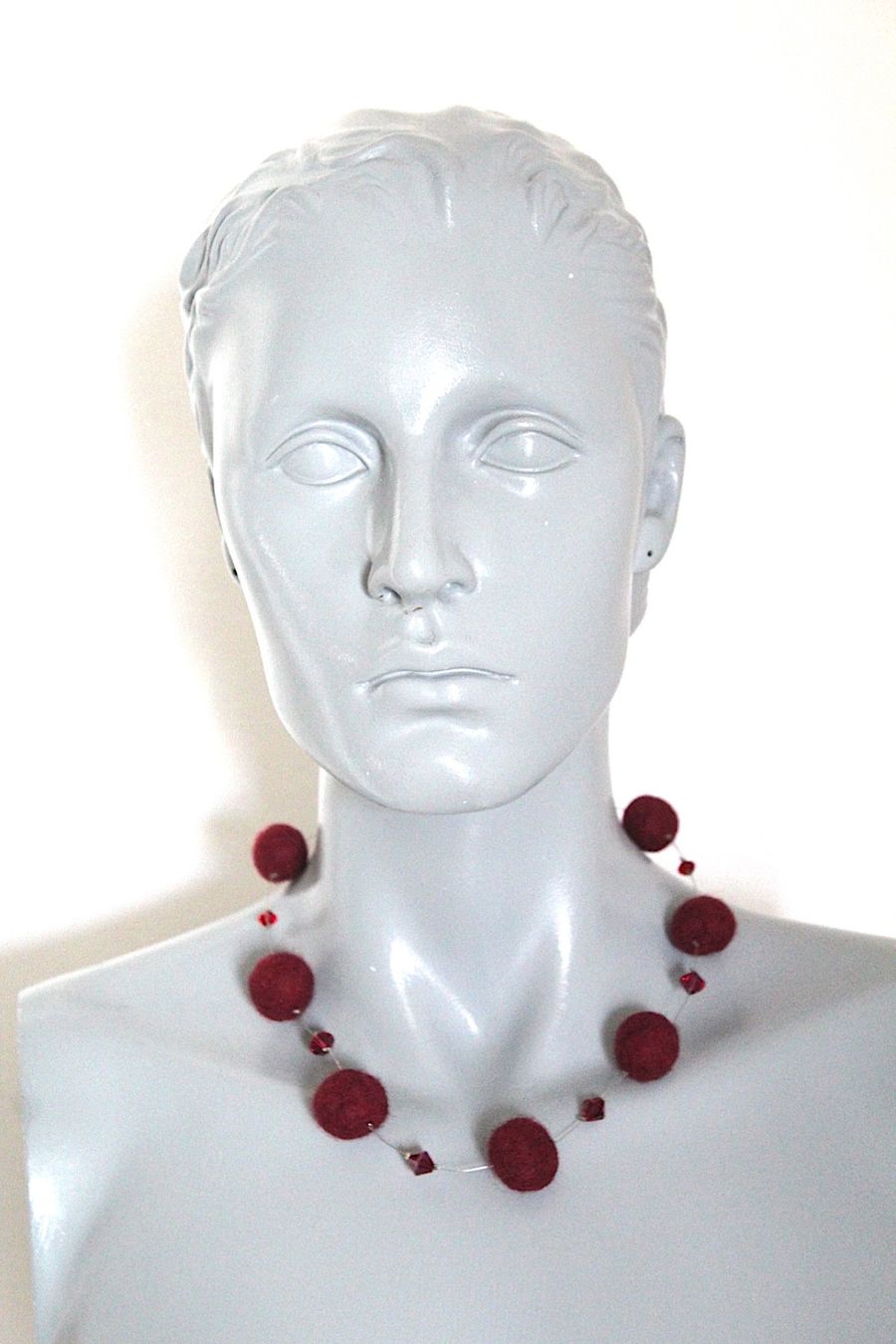 Catenine: Filzkette dunkelrot, Länge ca. 22 cm – Usato da Locarno venduto da madame-tus-sauds 2