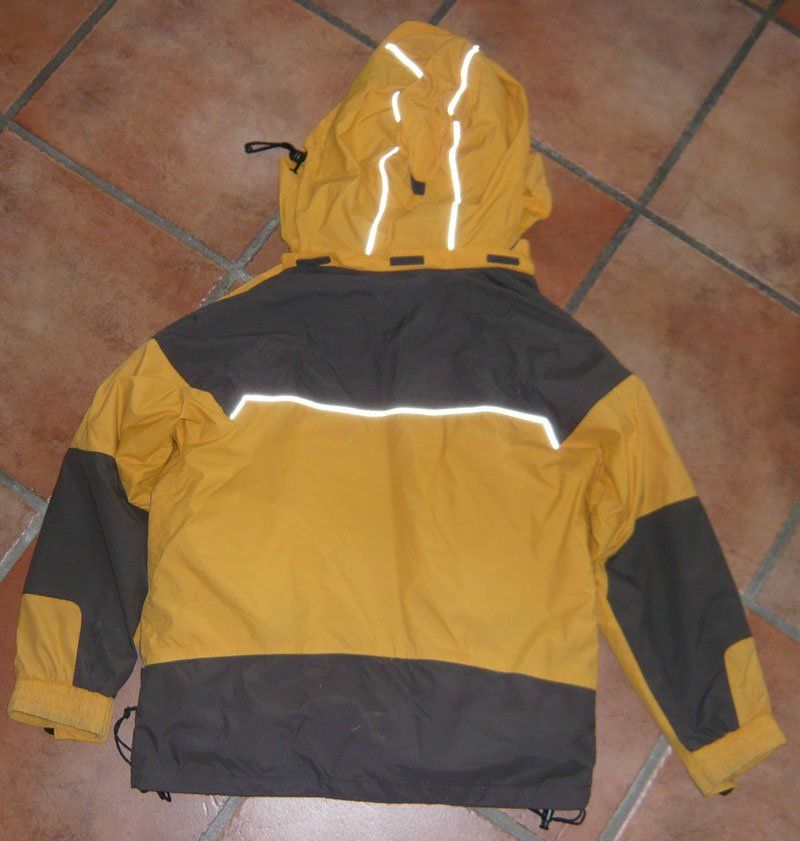 Trevolution Jacken & Mäntel: Kinderjacke Trevolution Gr 134-140 – Gebraucht aus Ruggell von Btt 1