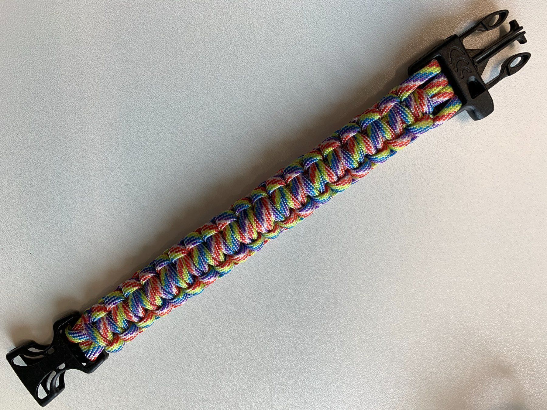 Bracciali & Braccialetti: Paracord Rettungs Seil, Alarmpfeife – Nuovo e nell'imballaggio originale da Courlevon venduto da HotSaleandPrice 8