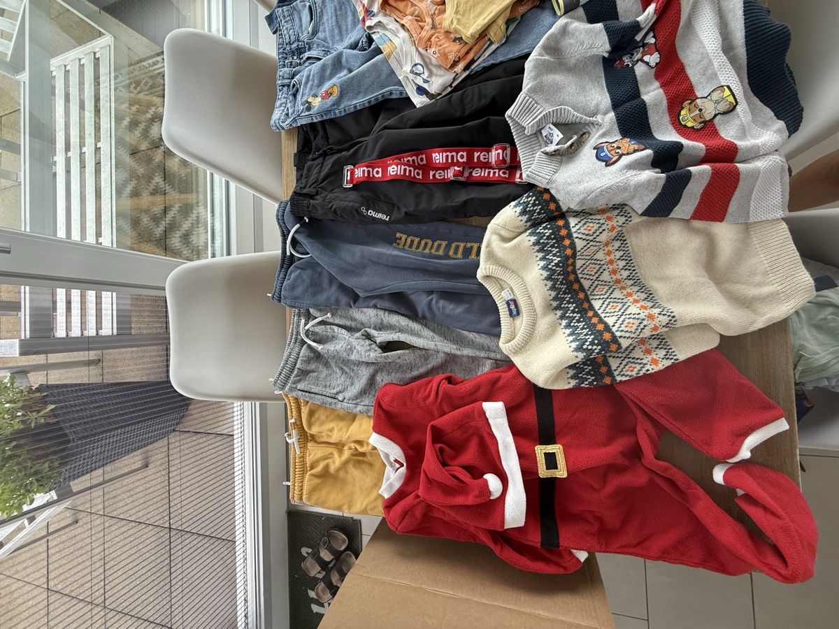 Lotti & Set di vestiti: Kinderkleidung 110-116  – Usato da Schübelbach venduto da Ale_Lia 1