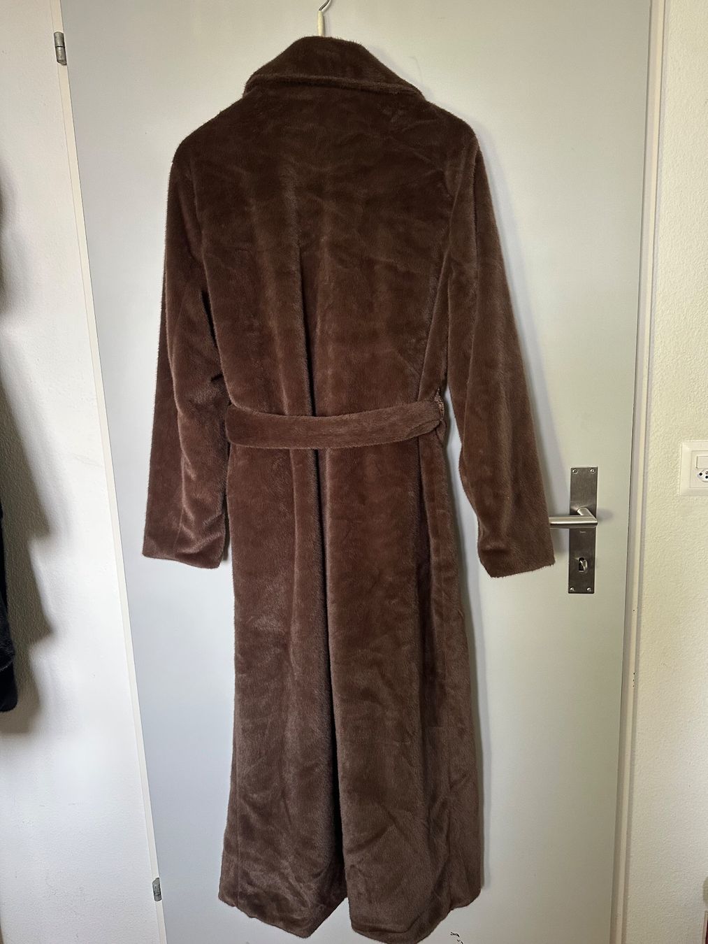 Cappotti: Manteau fourrure taille M – Nuovo e nell'imballaggio originale da Biel/Bienne venduto da orange1 2