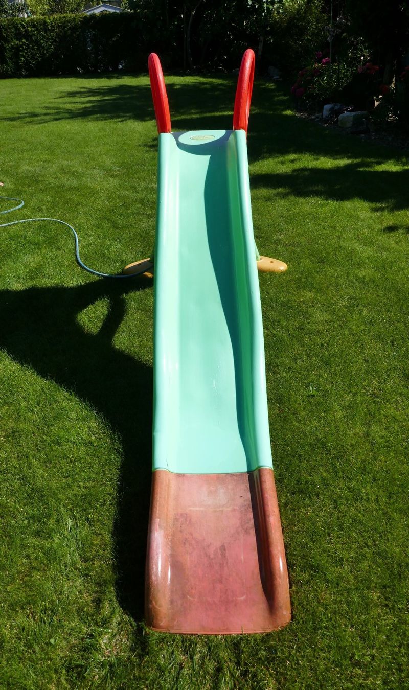 Smoby Rutschbahn: Smoby Rutsche mit Wasseranschluss – Gebraucht aus Oberhasli von  5