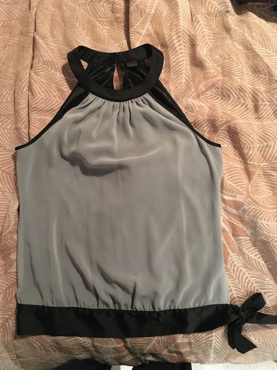 S.Oliver Tops: S. Oliver Selection Top elegant grau schwarz Grösse 34 – Gebraucht aus Oberrohrdorf von Desteny1