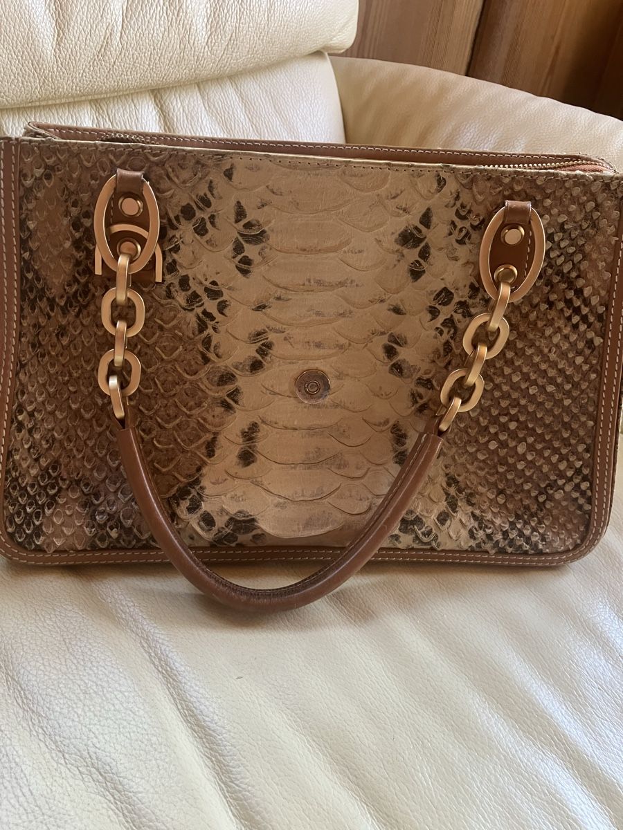 Hugo Boss Taschen für Damen: Echte Schlangenledertasche von Hugo Boss – Gebraucht aus Bassersdorf von groovygremlin 1