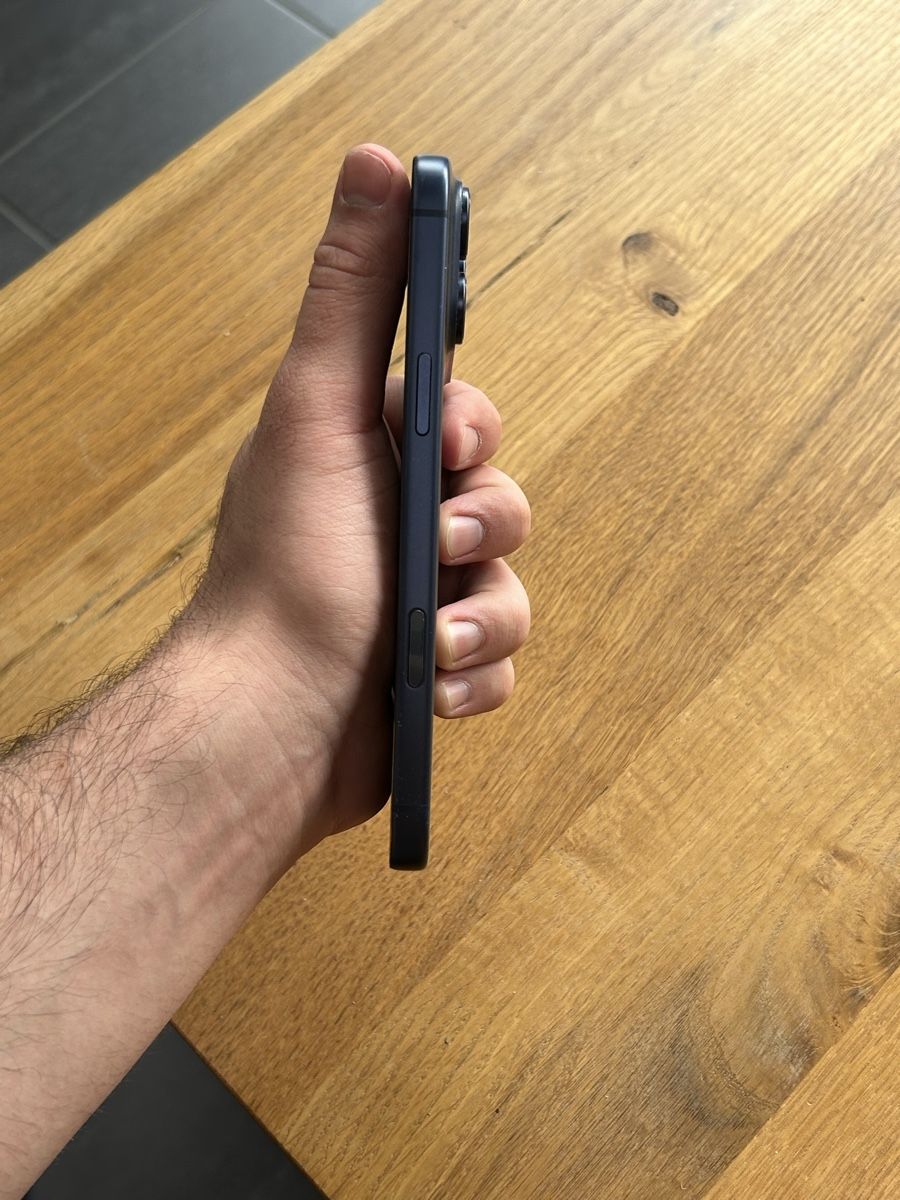 Apple Handys / Smartphones: Iphone 17 Pro Max – Neu (gemäss Beschreibung) aus St. Gallen von mLeandro03 1