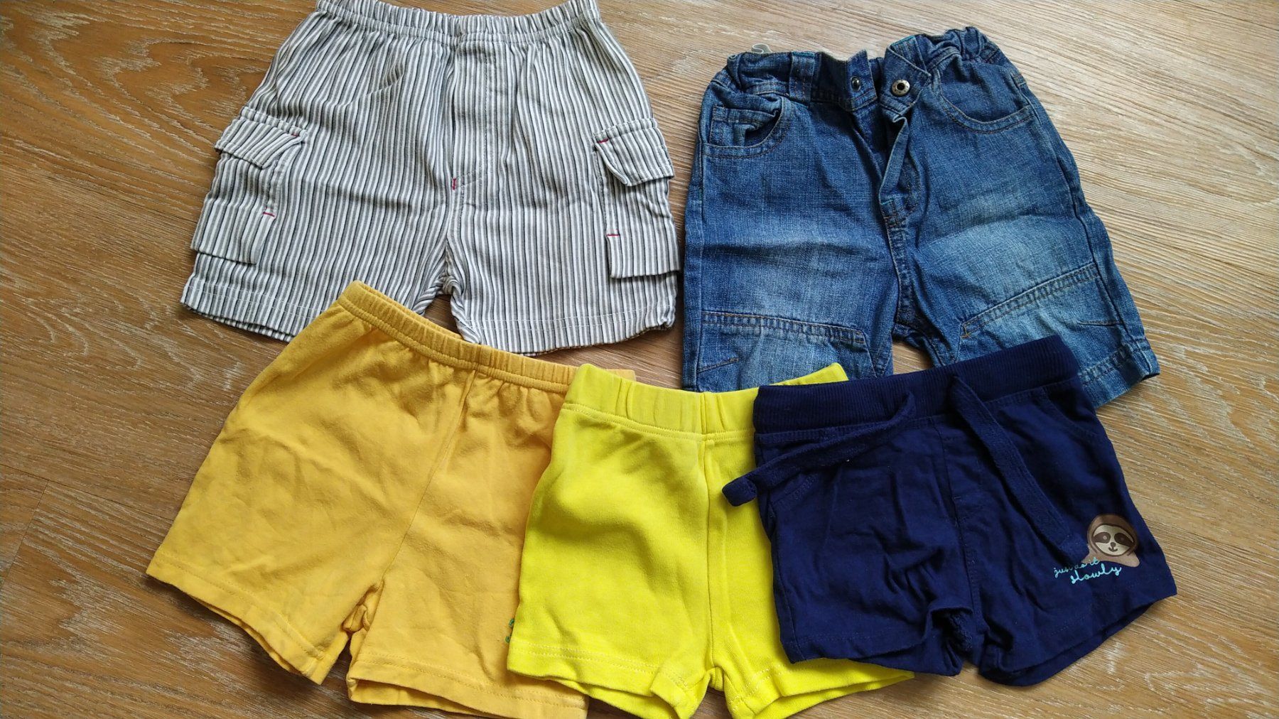 Pantaloni: Kurze Hose gr. 68 – Usato da Kappel SO venduto da teiger83