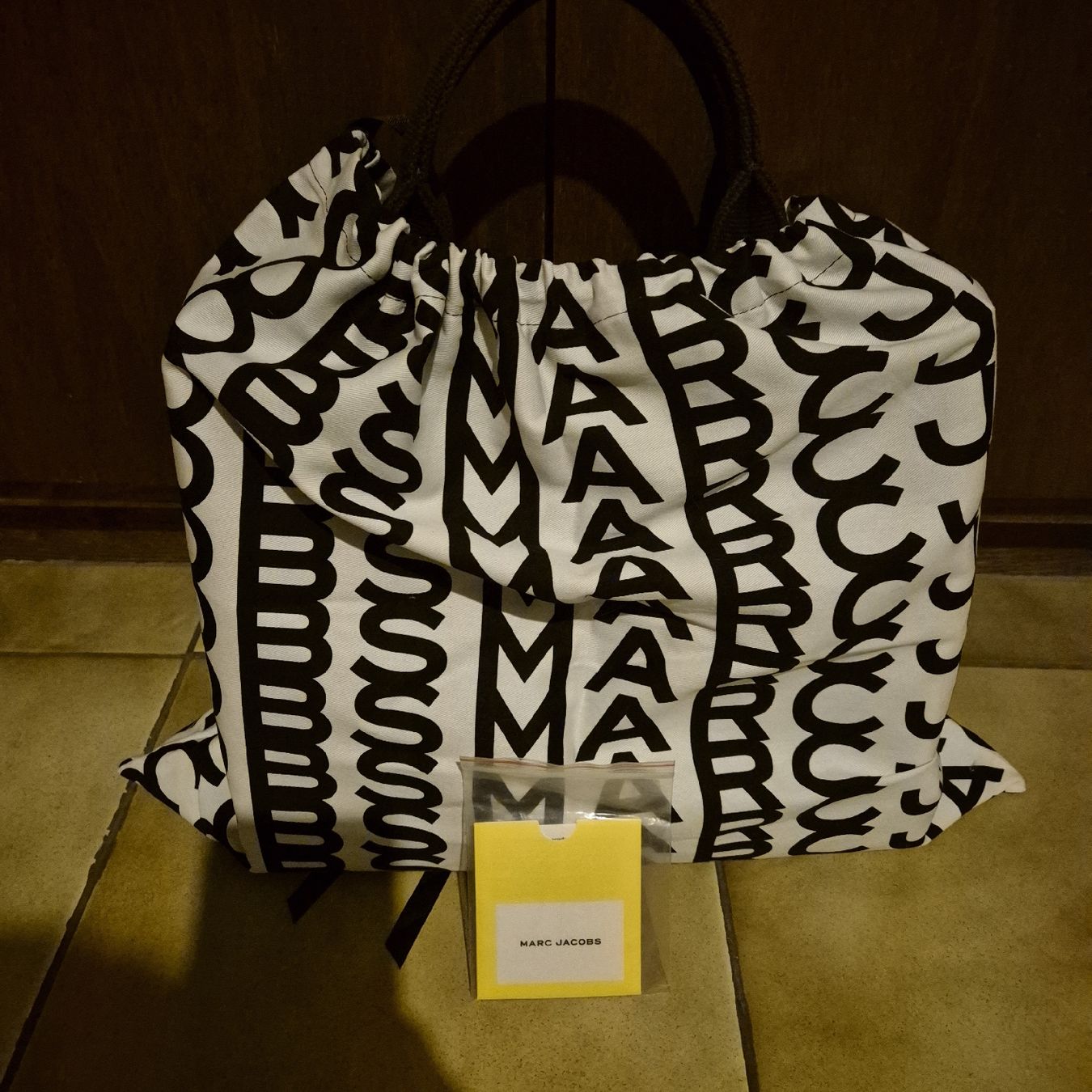 Marc Jacobs Borse da donna: Borsa Tote Marc Jacobs – Nuovo (secondo la descrizione) da Rancate venduto da sarah357 4