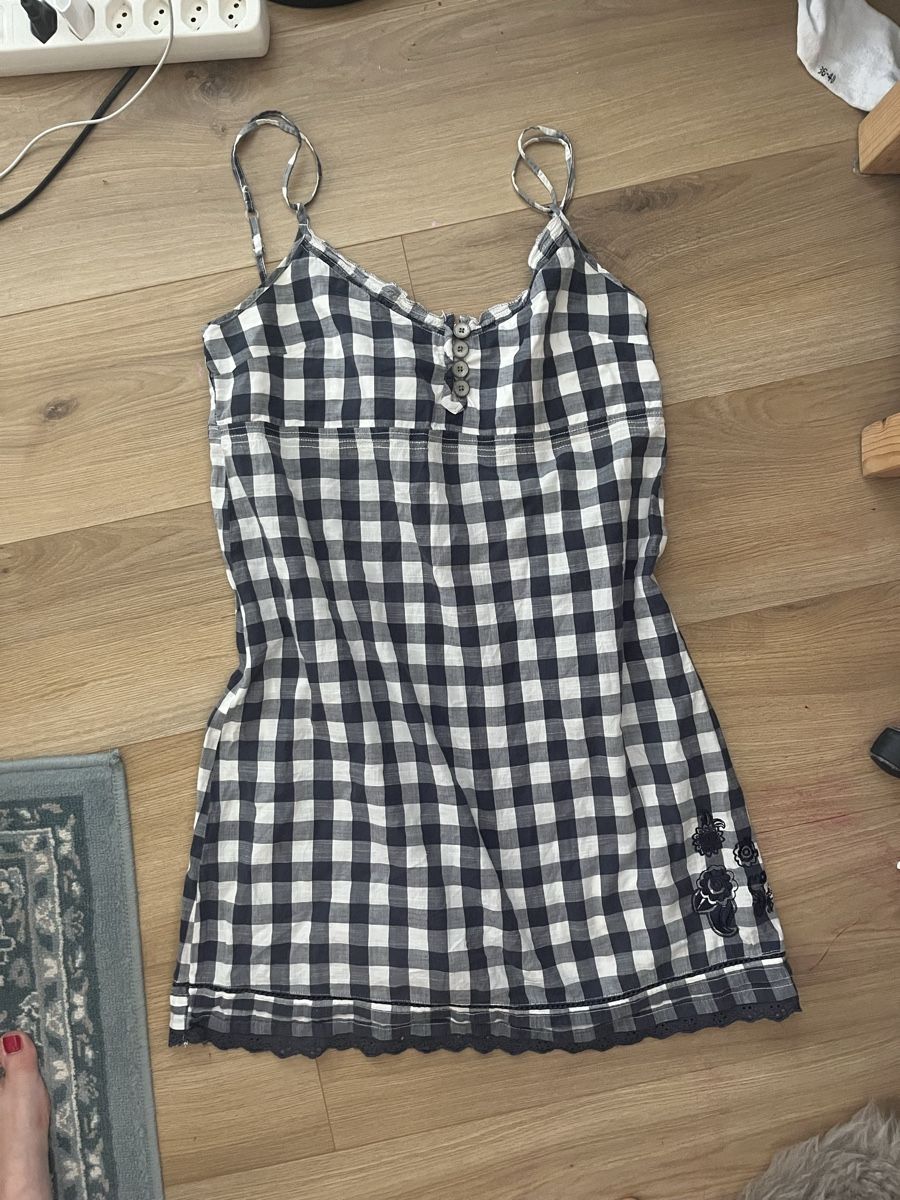 Robes: Kleid Karomuster Grösse L Scorpion Bay – Neuf (Voir description) à Vaduz par besties 1