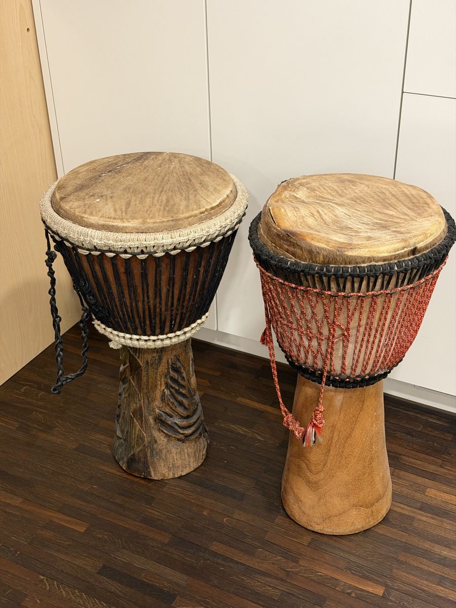 Instruments de musique: 2 Stück Trommel / Djembe – D'occasion à Elsau par _Simon