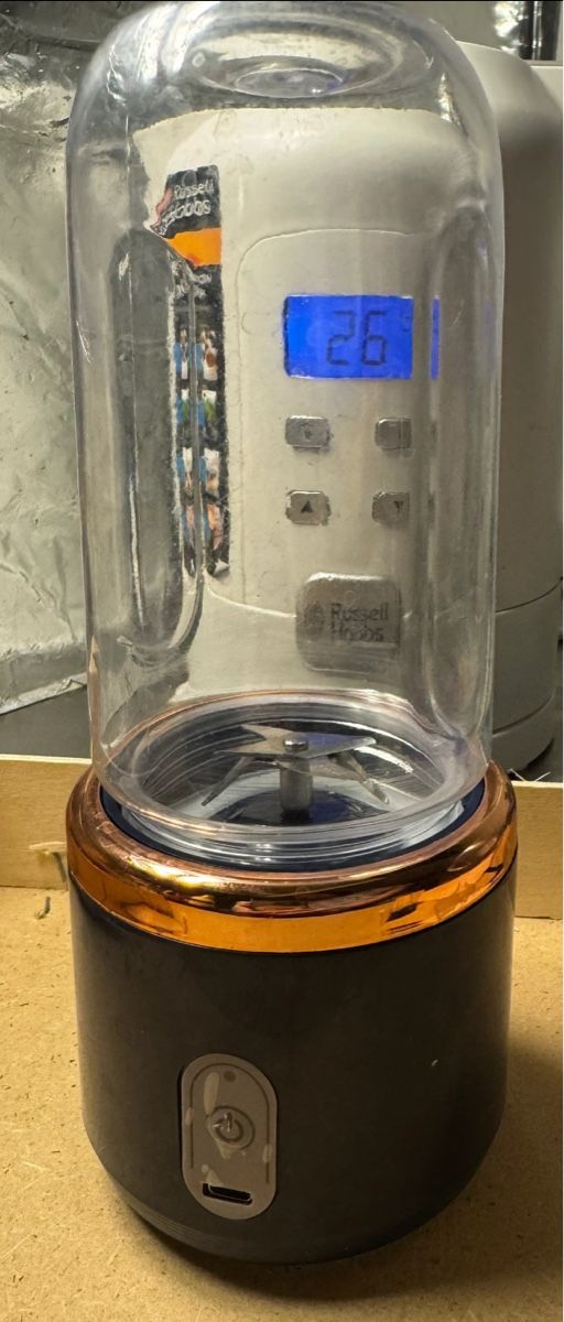 Küchengeräte: Mixer Blender - Great for Summer Smoothies! – Gebraucht aus Bern von CH_secondhand
