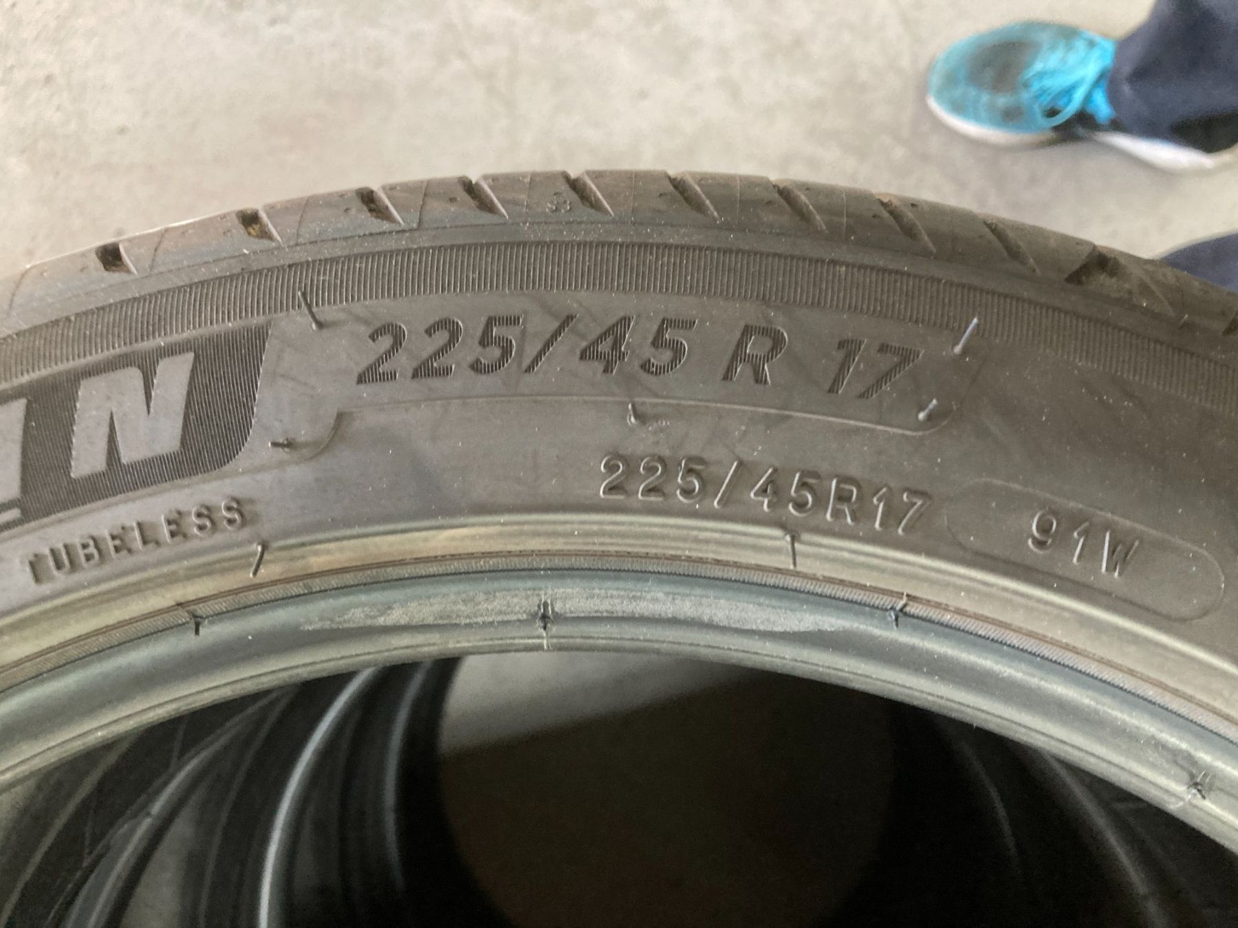 Michelin Pneus & Kompletträder: 225/45R17 Sommerpneu Michelin – Gebraucht aus Cham von WB2223 4