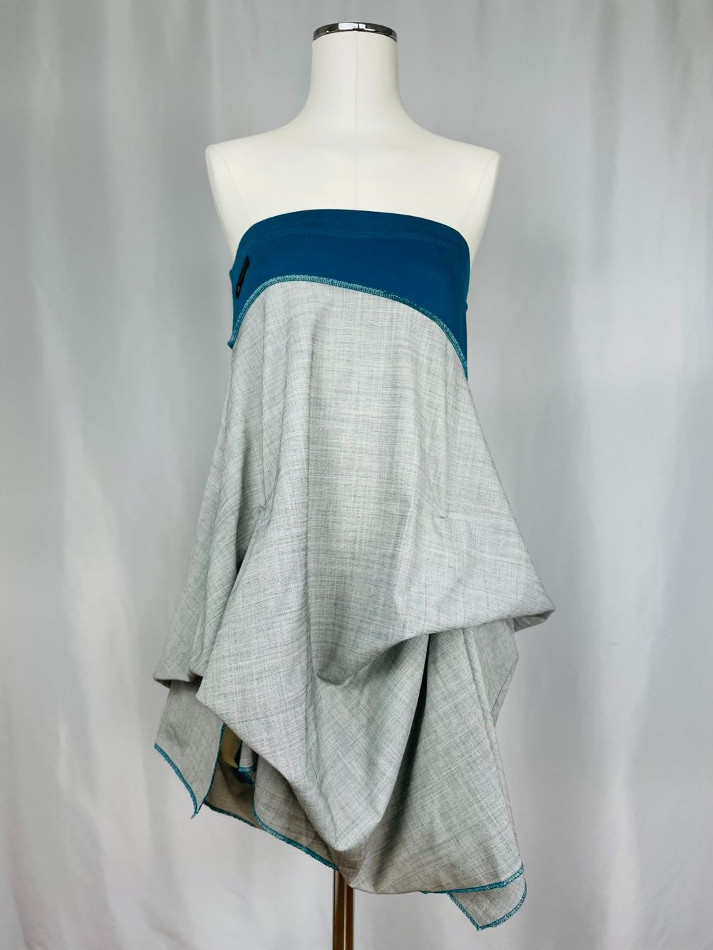 Vestiti: Wunderschönes Designerkleid vom Jungdesigner "TeamCourage" – Nuovo (secondo la descrizione) da Zürich venduto da bentalent711 3