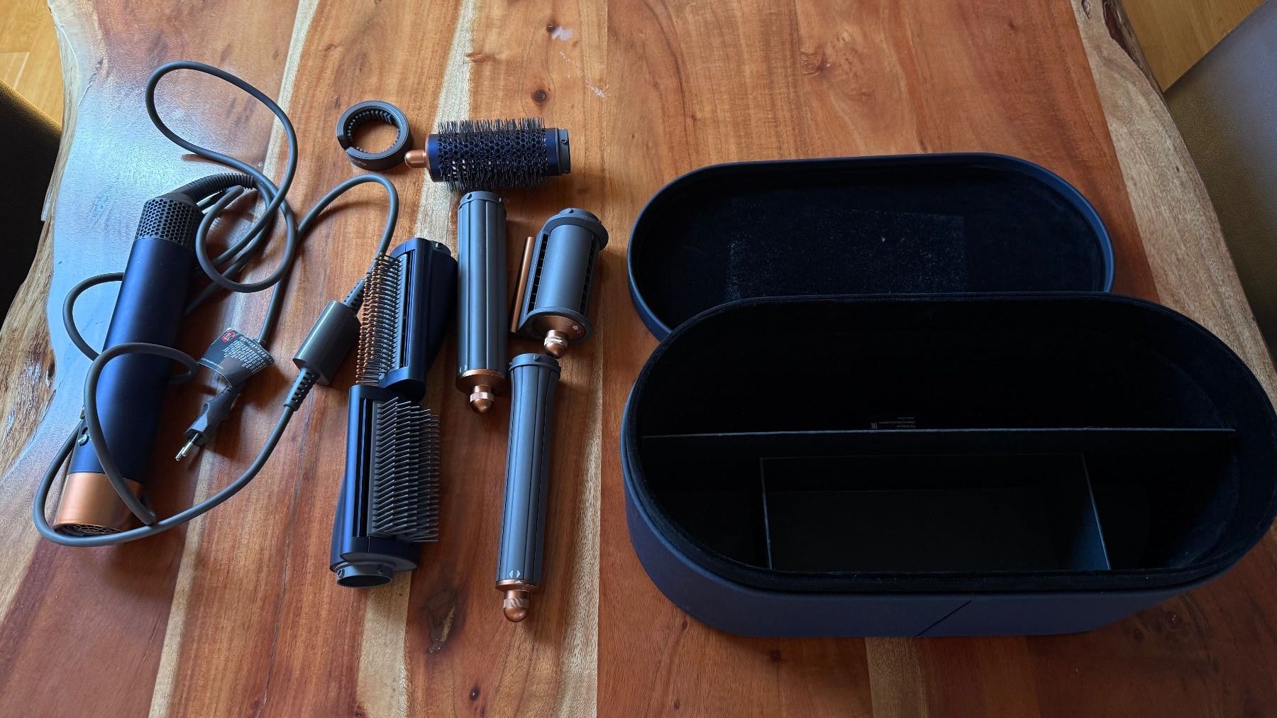 Dyson Asciugacapelli: Haar Styler Dyson – Usato da Oberdiessbach venduto da mik_59zv 2