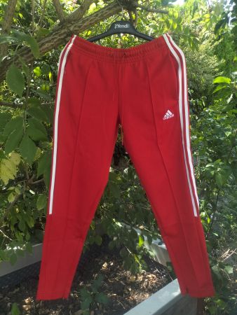 Adidas Trainingshose XS rot mit Reissverschluss gebraucht