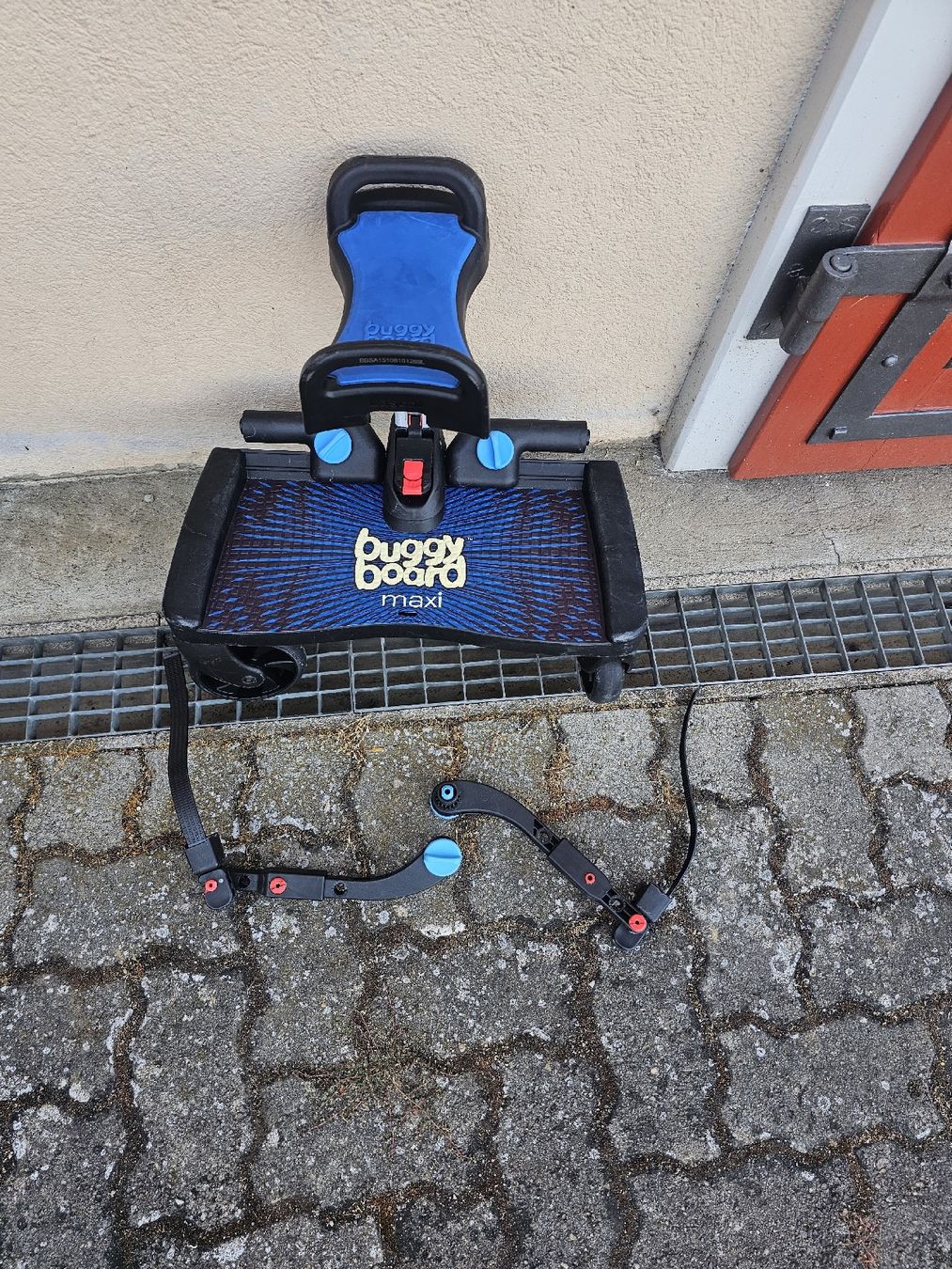 Lascal Accessori per carrozzine: BuggyBoard maxi saddle stroller board blue used – Usato da Täuffelen venduto da migueldesousa 4