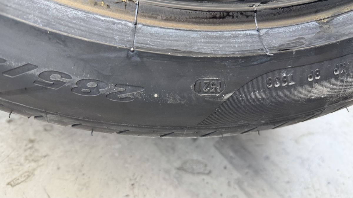 Pneus & Kompletträder: 2x 285 40 22 Pirelli – Gebraucht aus Uster von D_8610 4