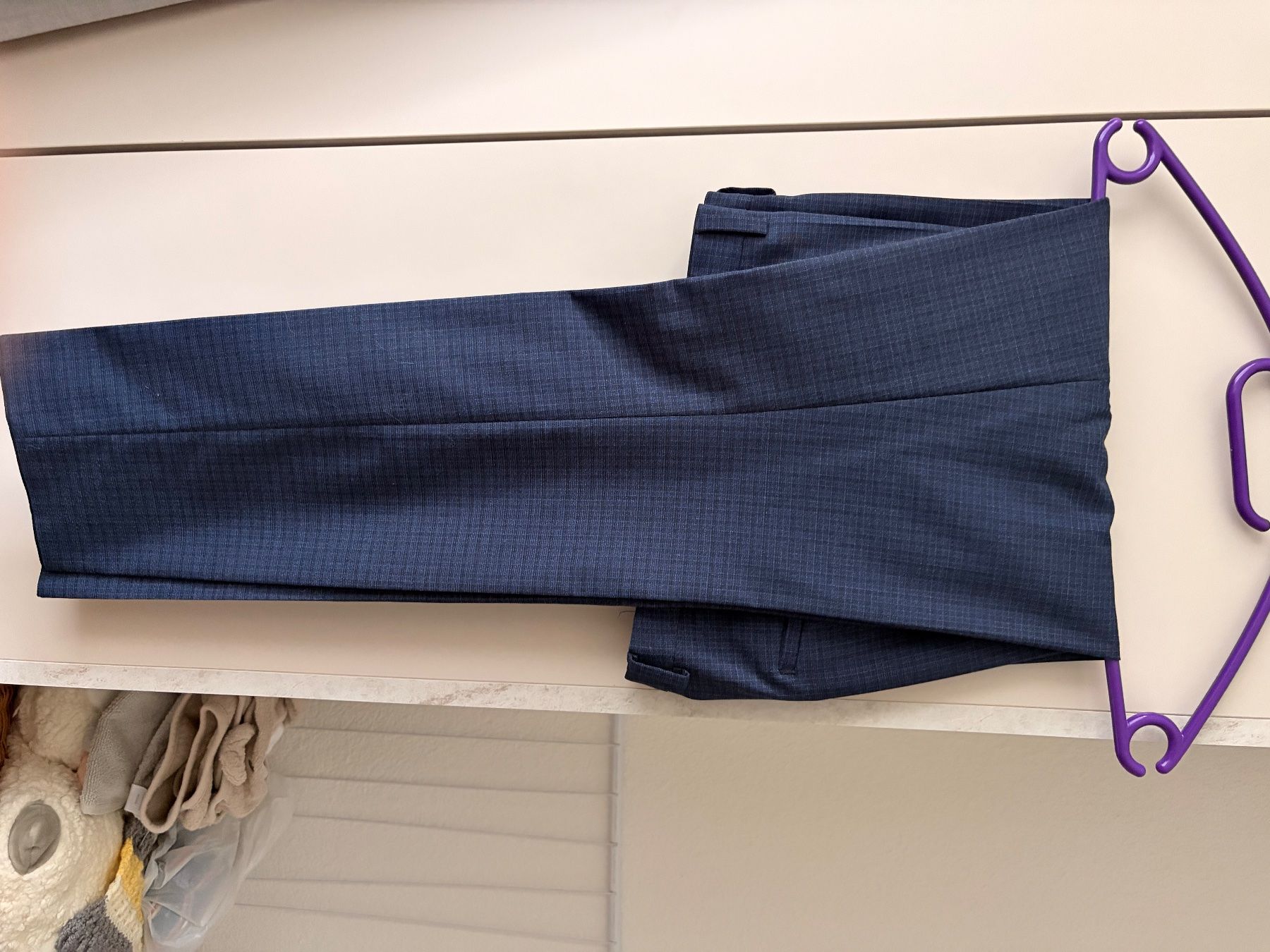 Hugo Boss Completi: Hugo Boss Anzug Grösse 44 – Usato da Glarus venduto da l_s_wh95 1