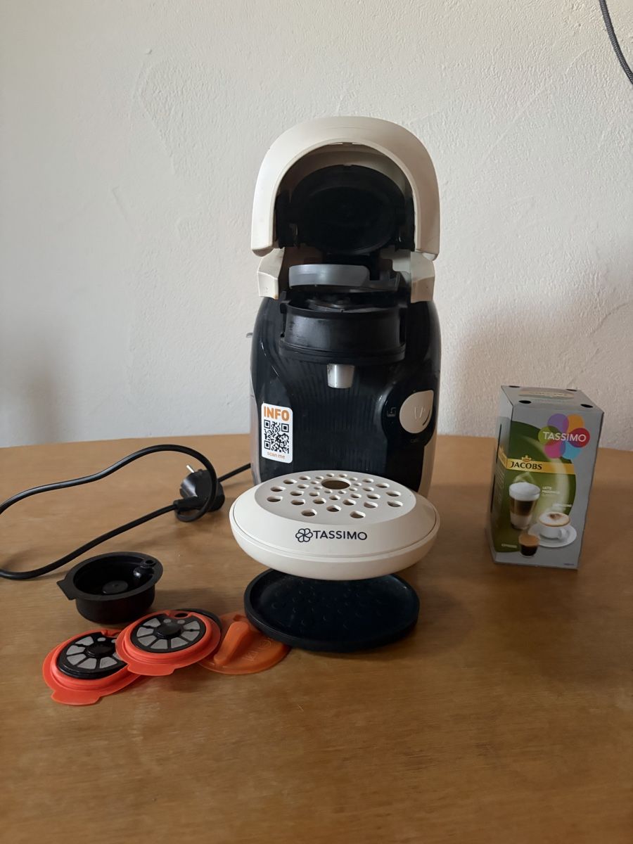 Bosch Machines à café & Machines à expresso: Bosh Tassimo Coffee Machine  – D'occasion à NIEDERGLATT par nna_w7xd