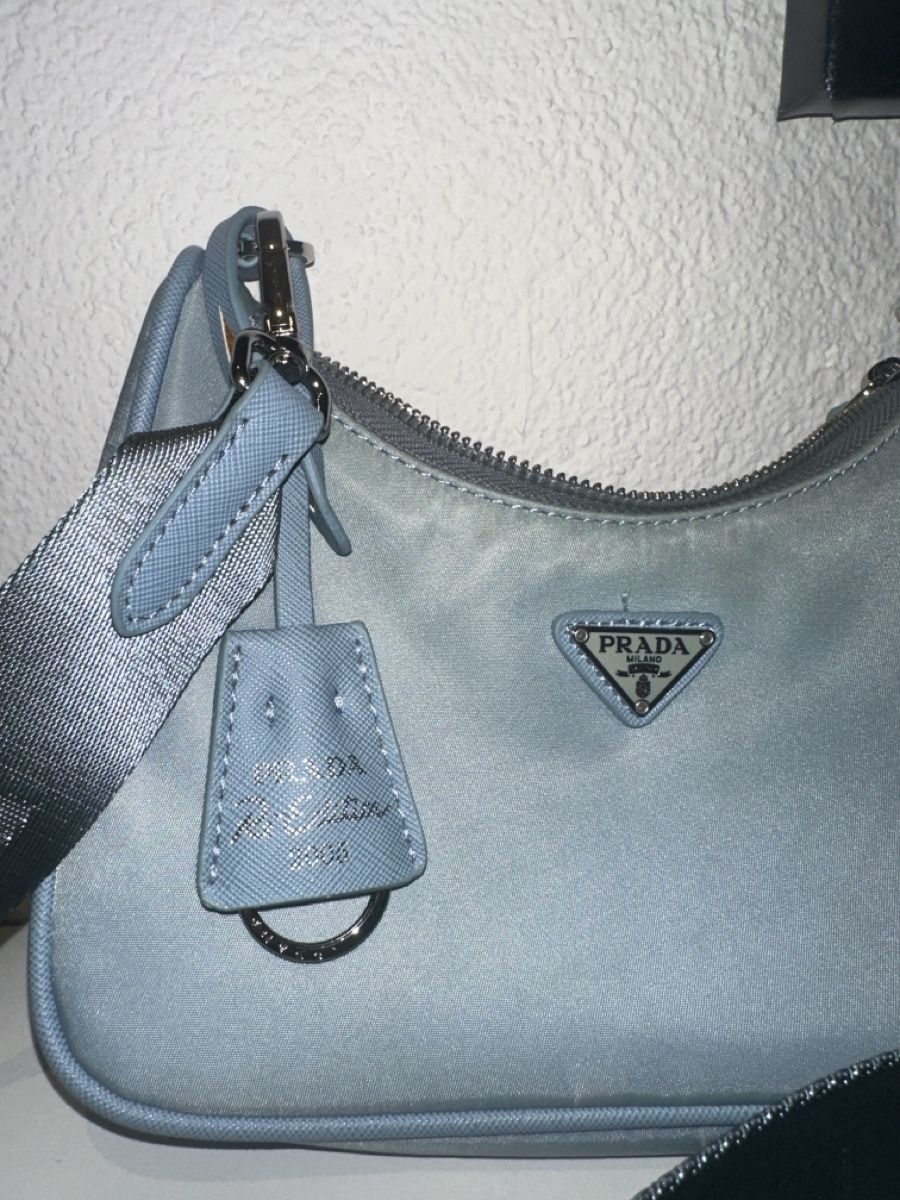 Wunderschöne Prada Re-Edition 2005 Bag, Top Zustand! (Neu (gemäss
