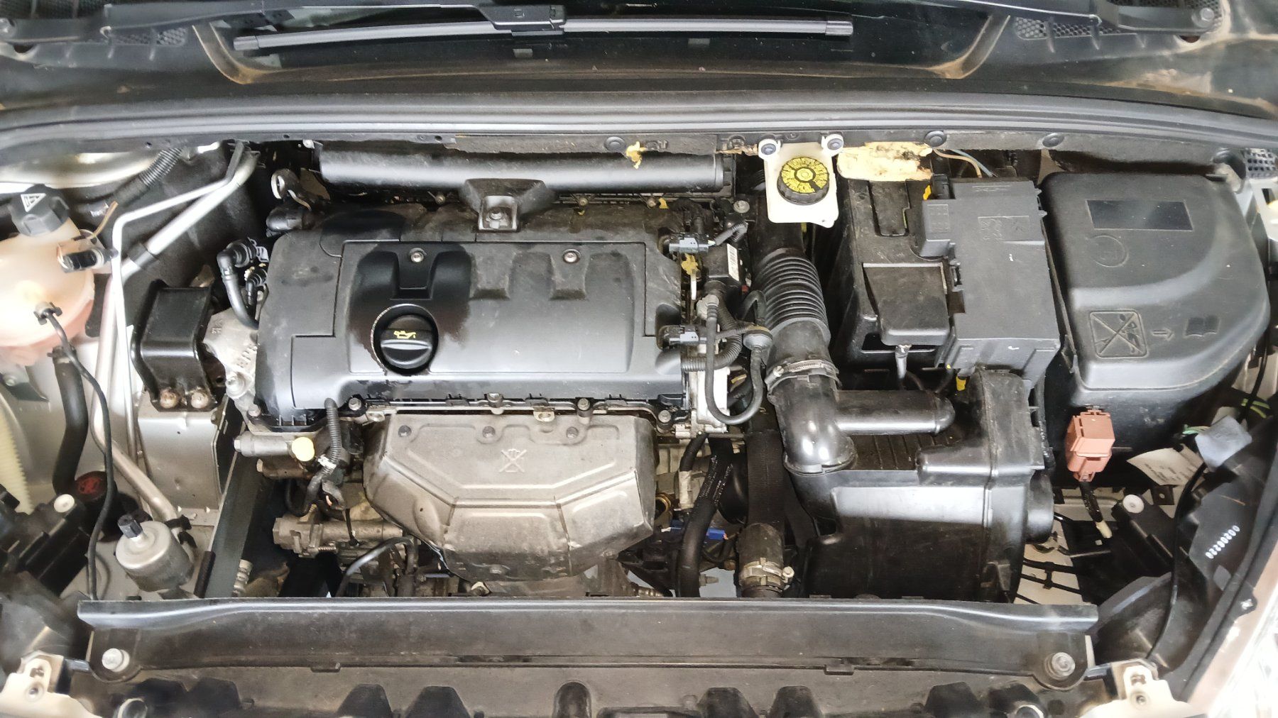 Peugeot Automobili: Peugeot 308 1.6i – Difettoso da Messen venduto da joel.buure 4