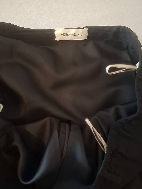 Röcke: Rock schwarz mit Taschen Gr. 46 – Gebraucht aus Zürich von sil_2yhh 1