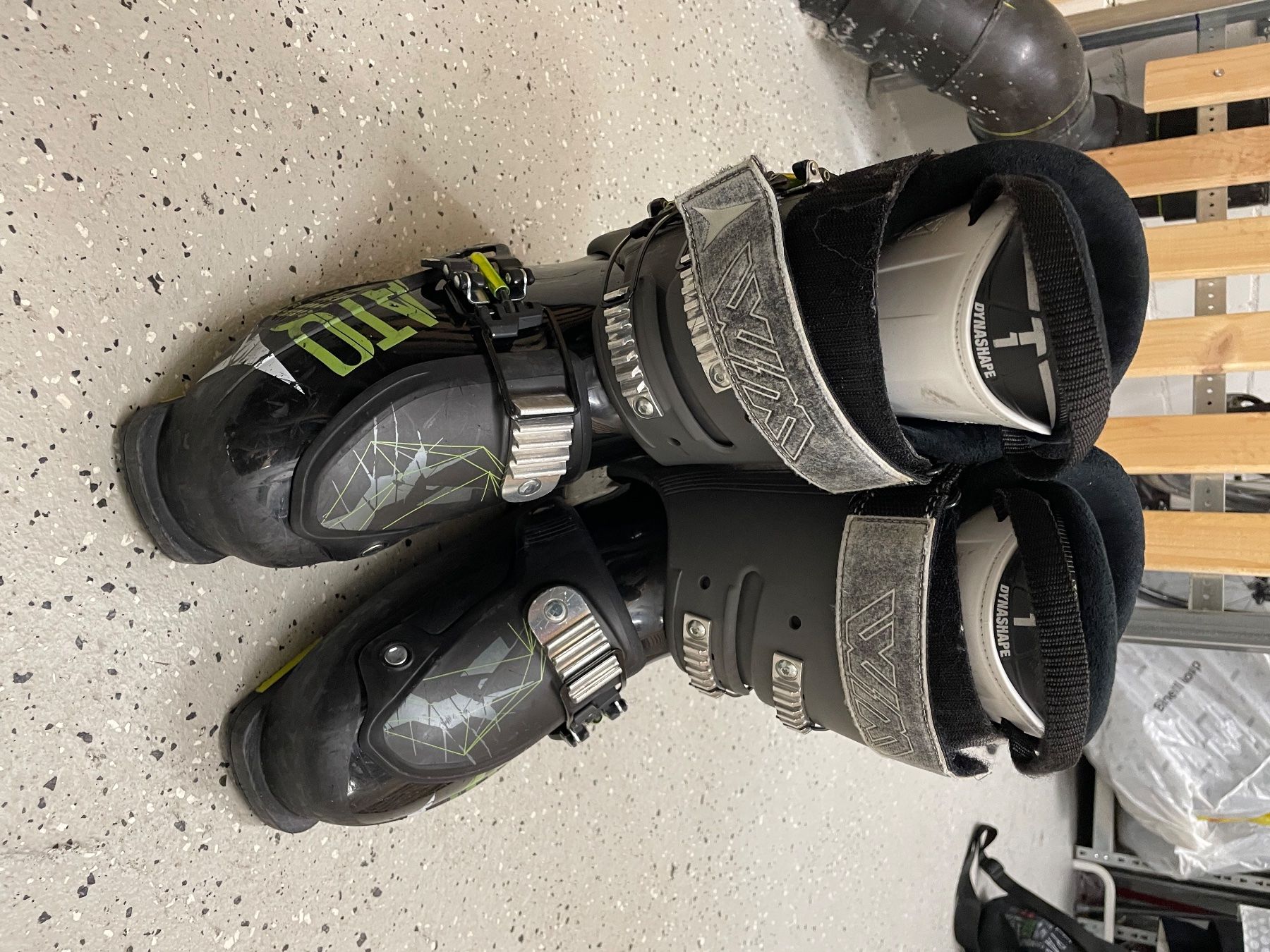 Atomic Herrenschuhe: Ski Boots Atomic Waymaker 110 Size 28.28.5 – Gebraucht aus Zug von NikosKoukos 3