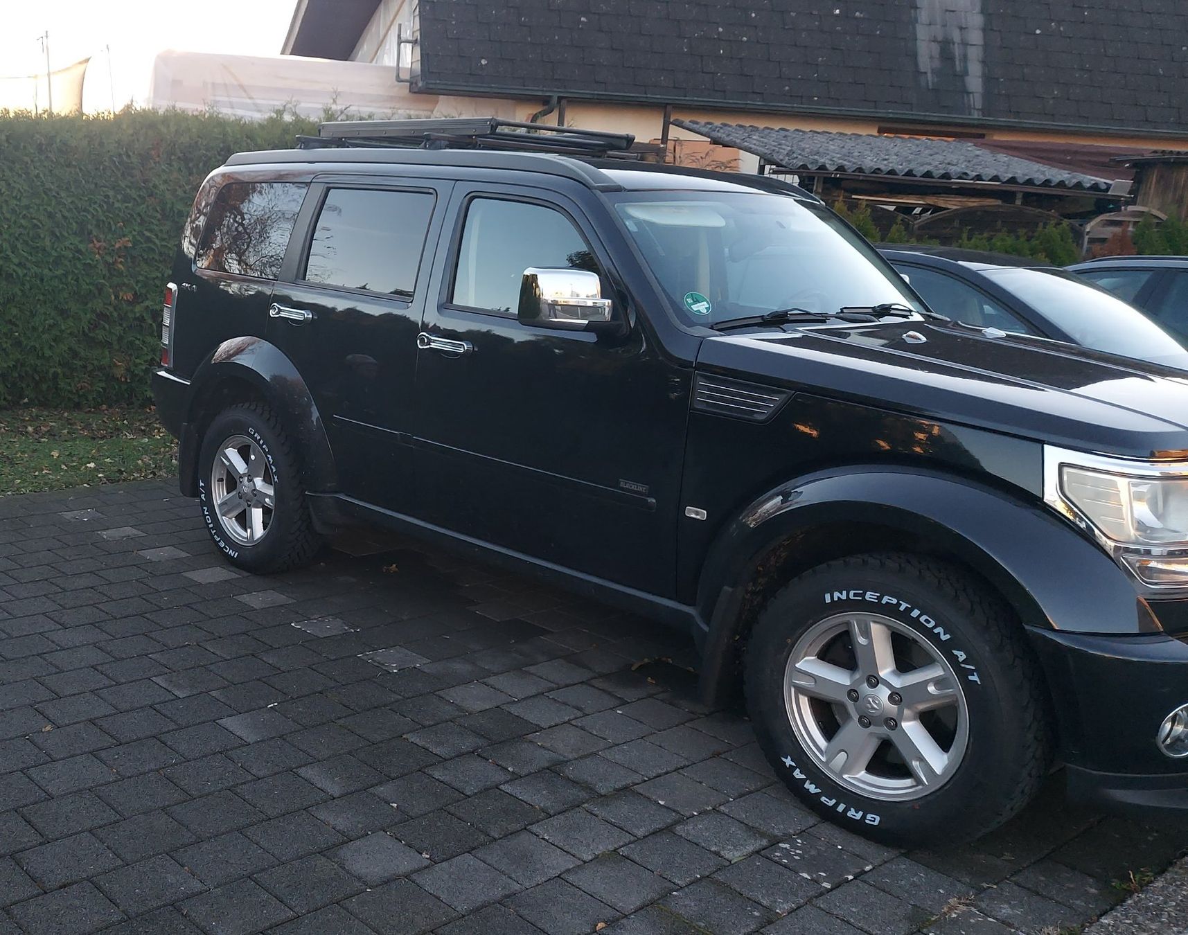 Dodge Automobili: Dodge Nitro CRD 2.8 SXT Blackline 4x4 – Usato da Hohenrain venduto da magiclocke