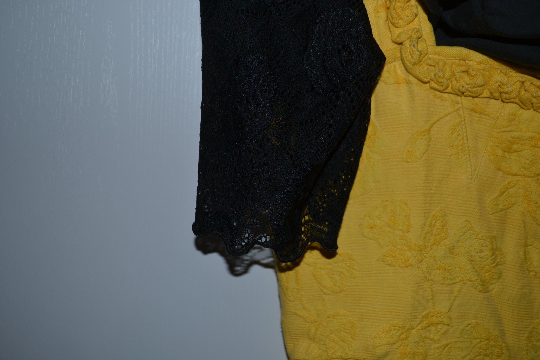 Vestiti: Dirndl Gelb/Schwarz Gr. 40 Baumwolle – Usato da Laupen ZH venduto da chefdom 1