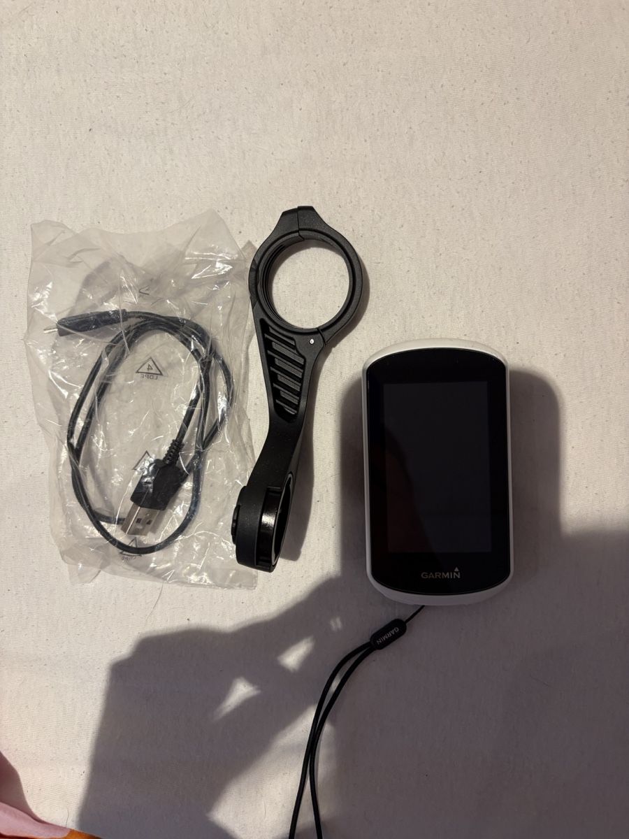 Garmin Computer & Messgeräte: Garmin Edge 1030, avec support  – Gebraucht aus Bouveret von luc_d2lg