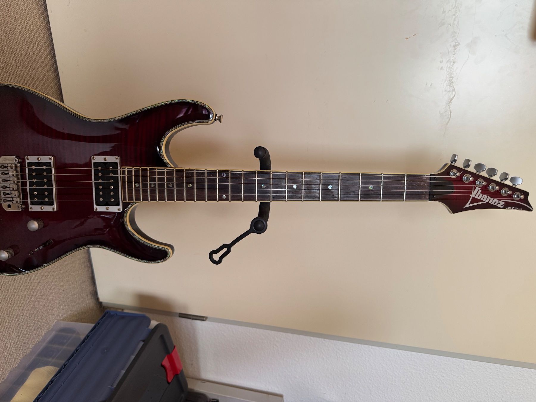 Ibanez Strumenti musicali: Ibanez SA Serie – Usato da Kreuzlingen venduto da dona-ben