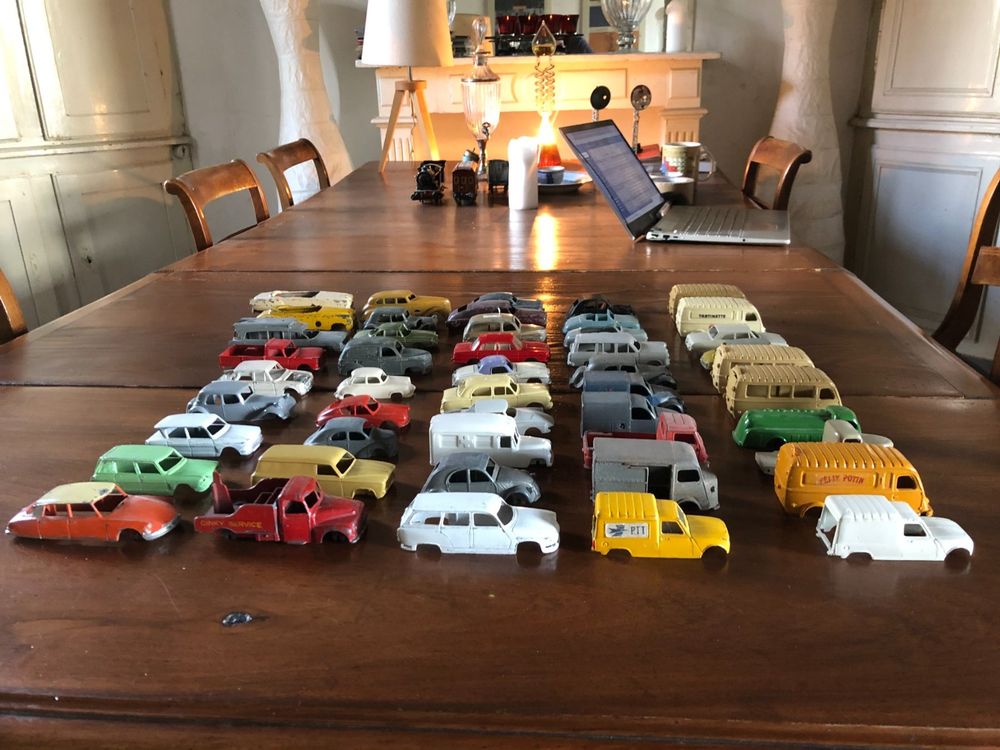 Anciennes à Vendre La Collection De Dinky Toys De Lionel U2013