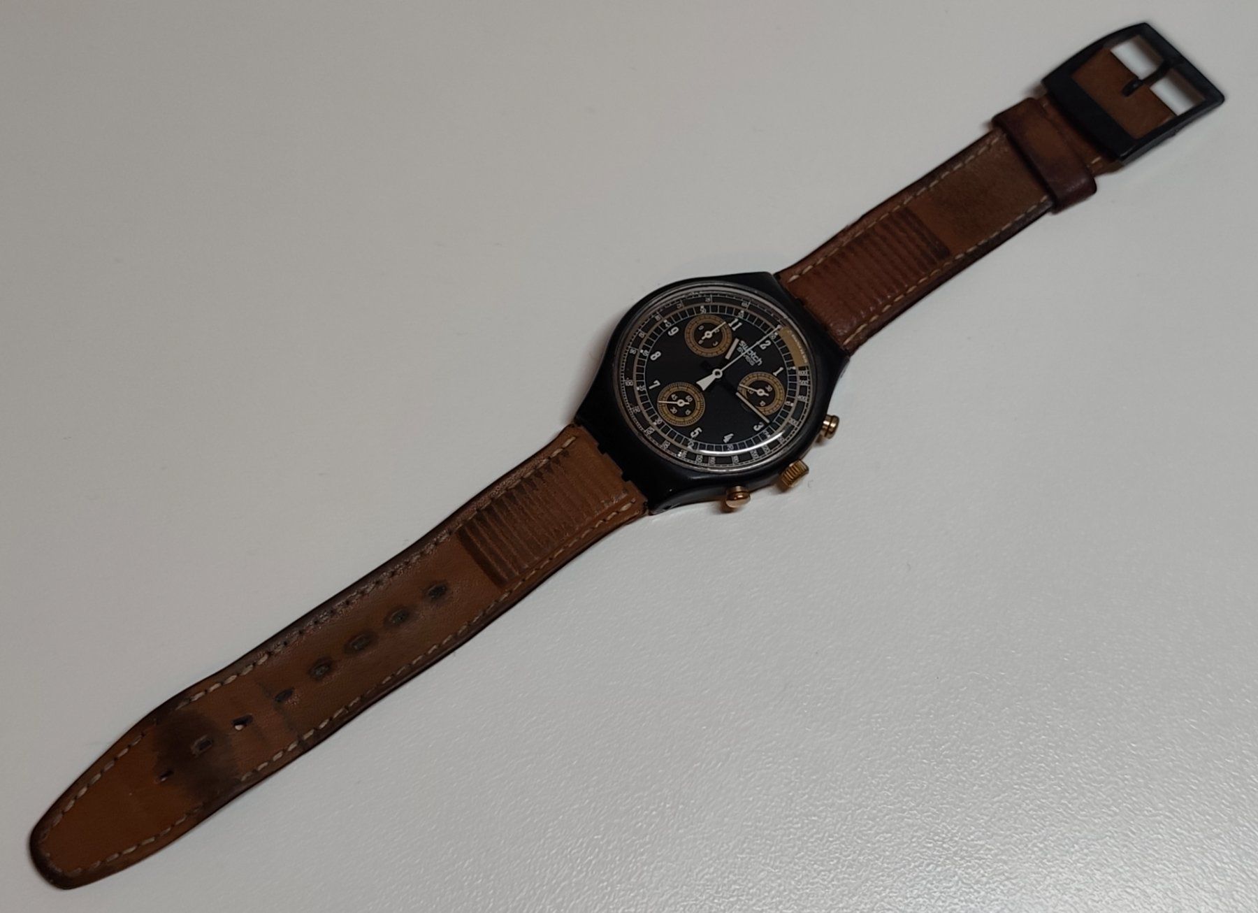 Swatch Montres: Swatch ⌚CHRONO SAND STORM - SCB104 – D'occasion à Eschenbach SG par Piratenschatz 2