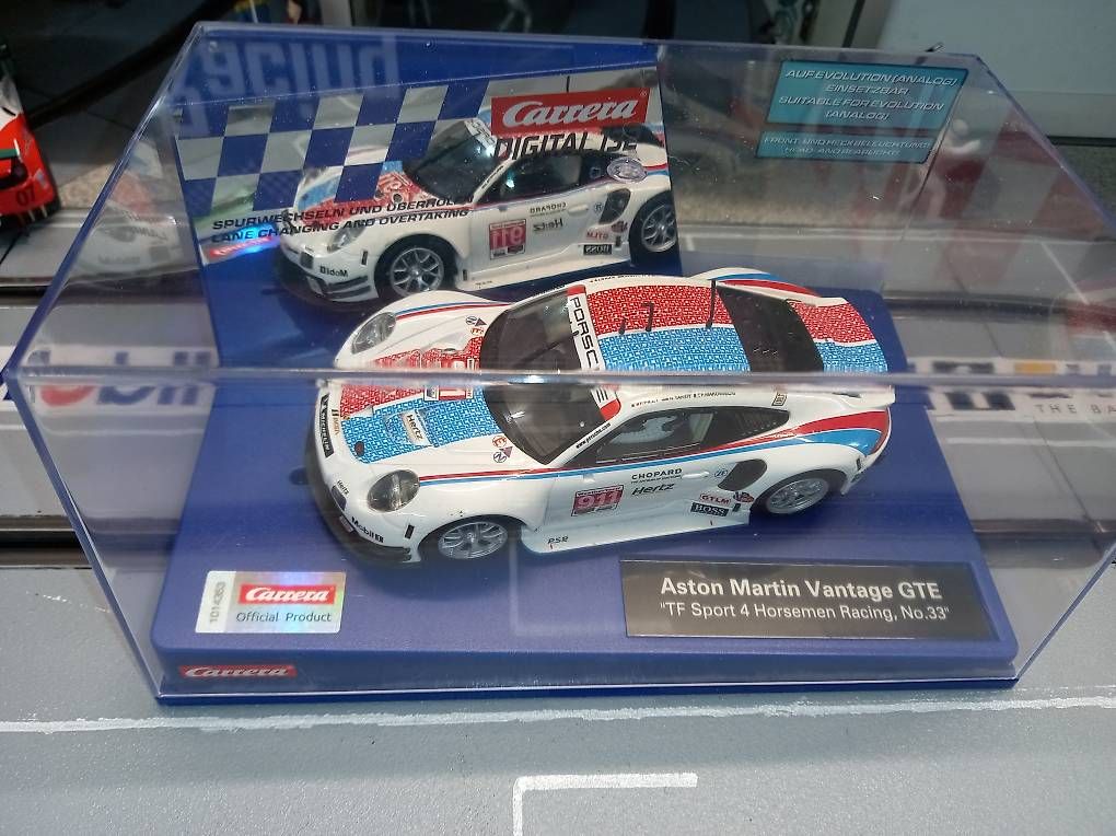 Carrera Piste: Carrera Digital 132 Porsche 911 RSR – Usato da Langenthal venduto da noa_9wcy 1