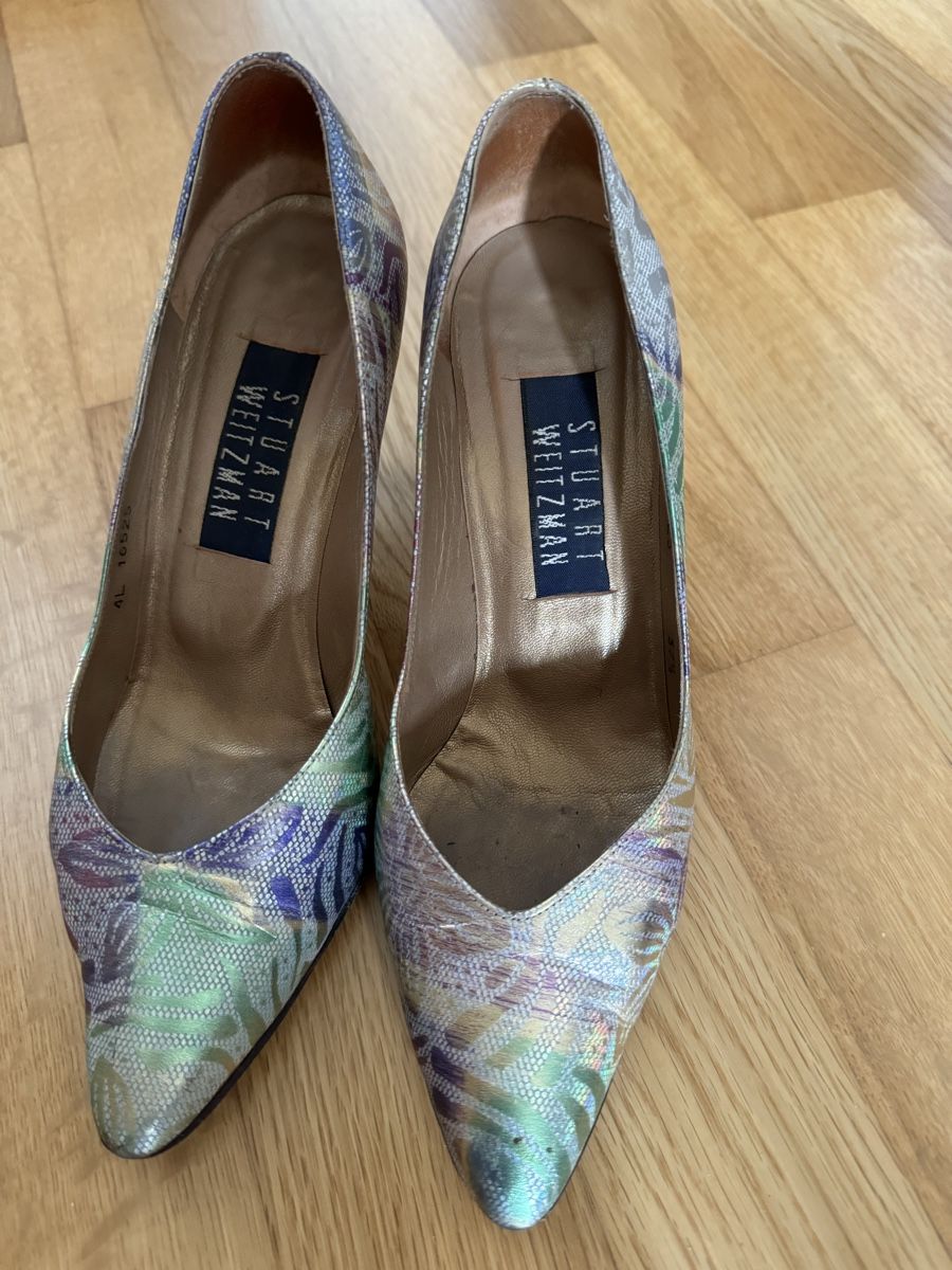 Stuart Weitzman Scarpe da donna: Stuart Weitzman Pumps Gr. 38.5 Vintage bunt – Usato da Lanzenhäusern venduto da Galaa