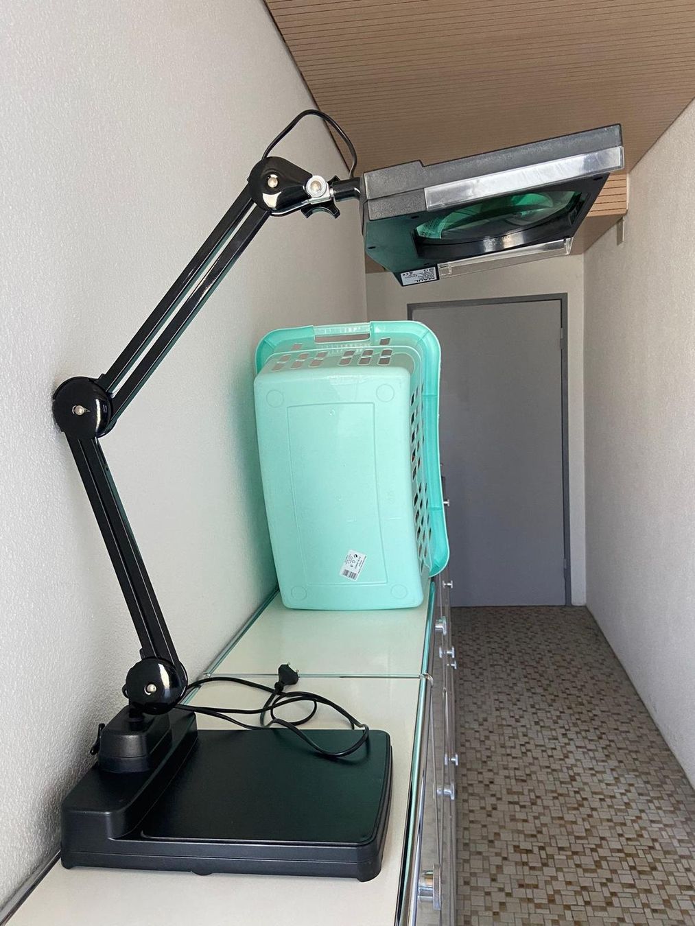 Lampade: MAUL Lupenleuchte / Lampe mit Standfuss – Usato da Laupersdorf venduto da Borer_Liquidationen 3