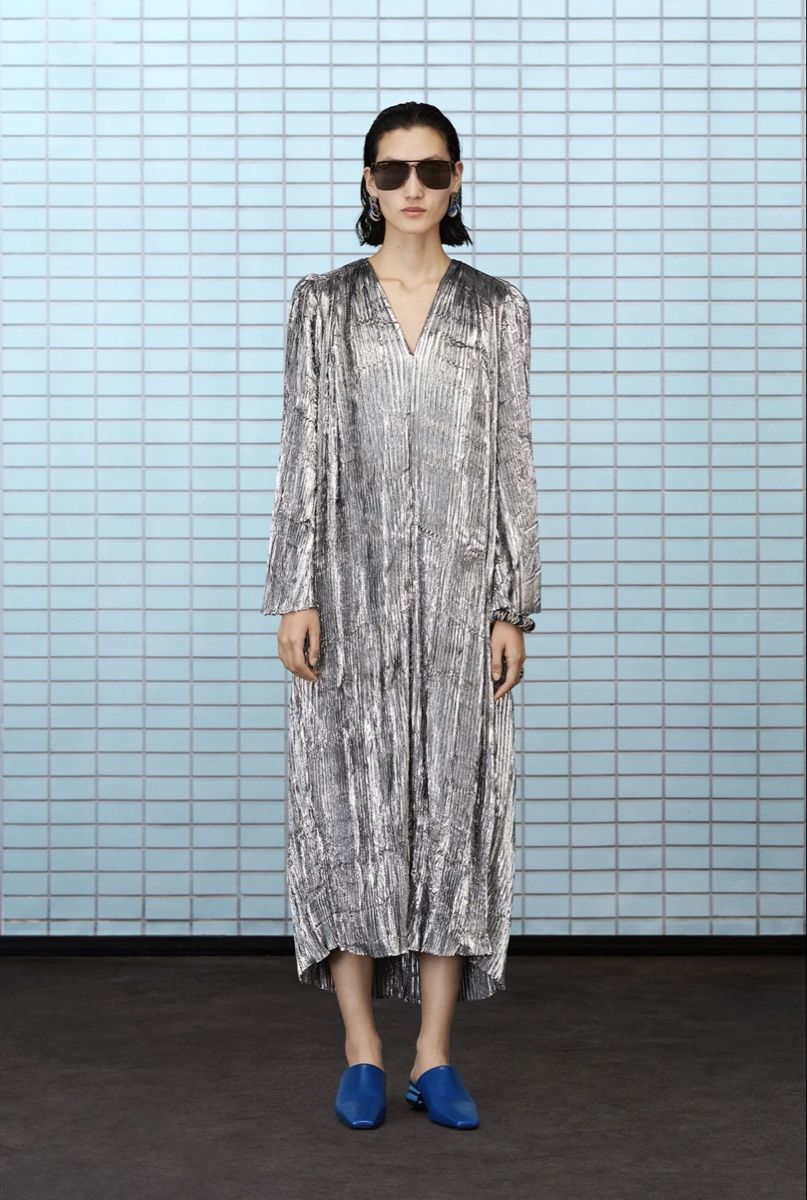 Balenciaga Kleider: Balenciaga Kleid Silber – Gebraucht aus Zürich von ArienneB 1