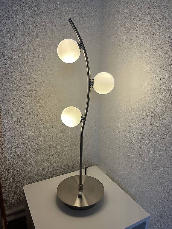 Lampade: kleine Stehlampe mit drei Leuchtkugeln – Usato da Bern venduto da jr6_n656 2