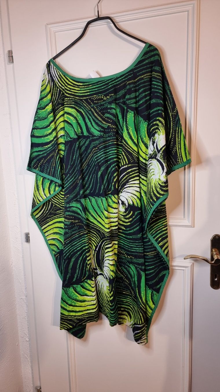 Vestiti: Strandkleid Oversize Größe 42/XL – Usato da Wald ZH venduto da Martin79