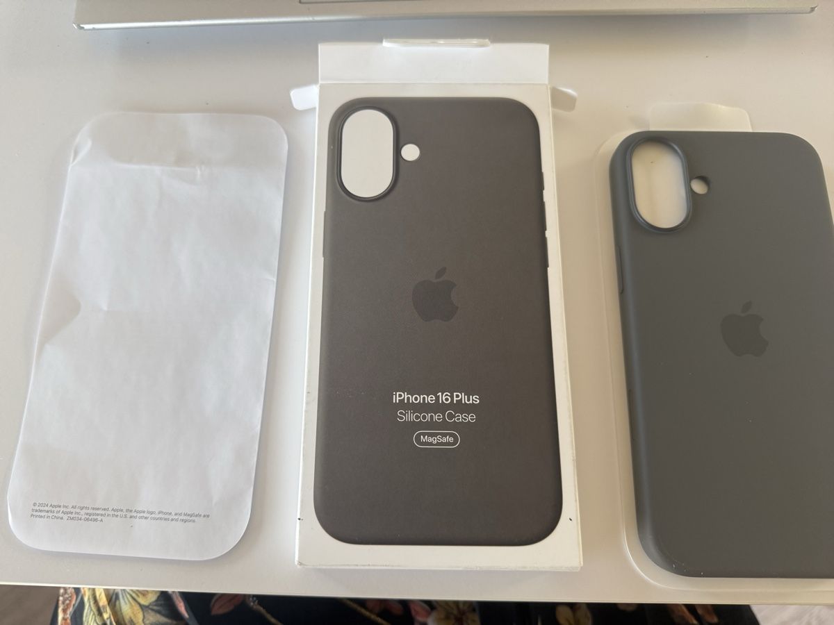 Apple Covers & Schutzfolien: iPhone Case – Neu (gemäss Beschreibung) aus Altendorf von Atelier76AG 1