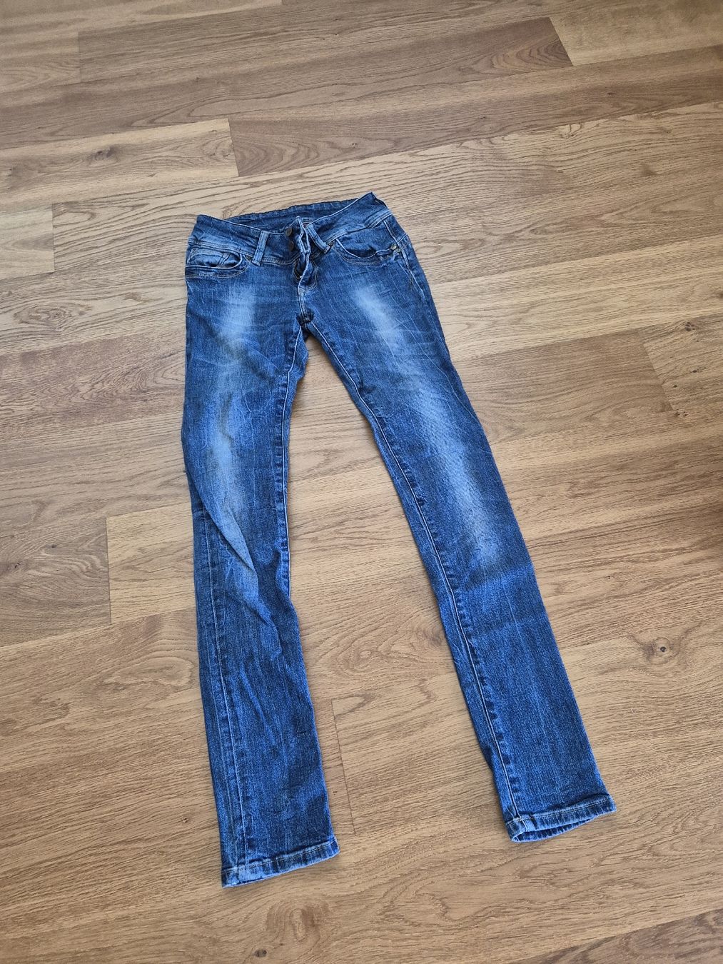 Jeans: Cross Jeans – Usato da Feusisberg venduto da cts_55rn