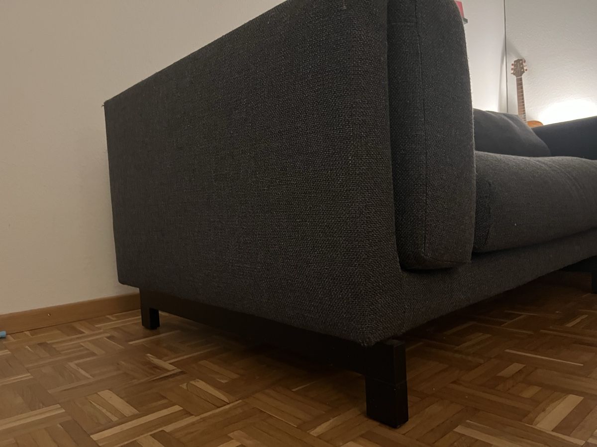 Ikea Sofas: Dunkelgraues Sofa 3-Sitzer Ikea Nockeby – D'occasion à Dielsdorf par zur_l8bs 4