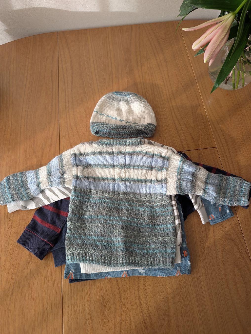 Maglioni & Felpe: 4x Pullover Gr. 74 + 86 | Pullis – Usato da Basel venduto da an_v7yj 3