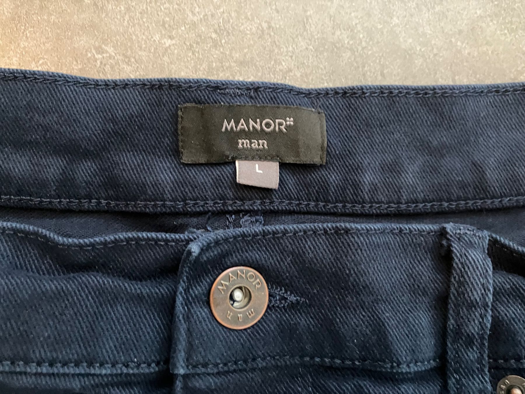 Hosen: Manor Men Shorts Bermuda dunkelblau Gr. L – Gebraucht aus Wettingen von Chnoelleli 2