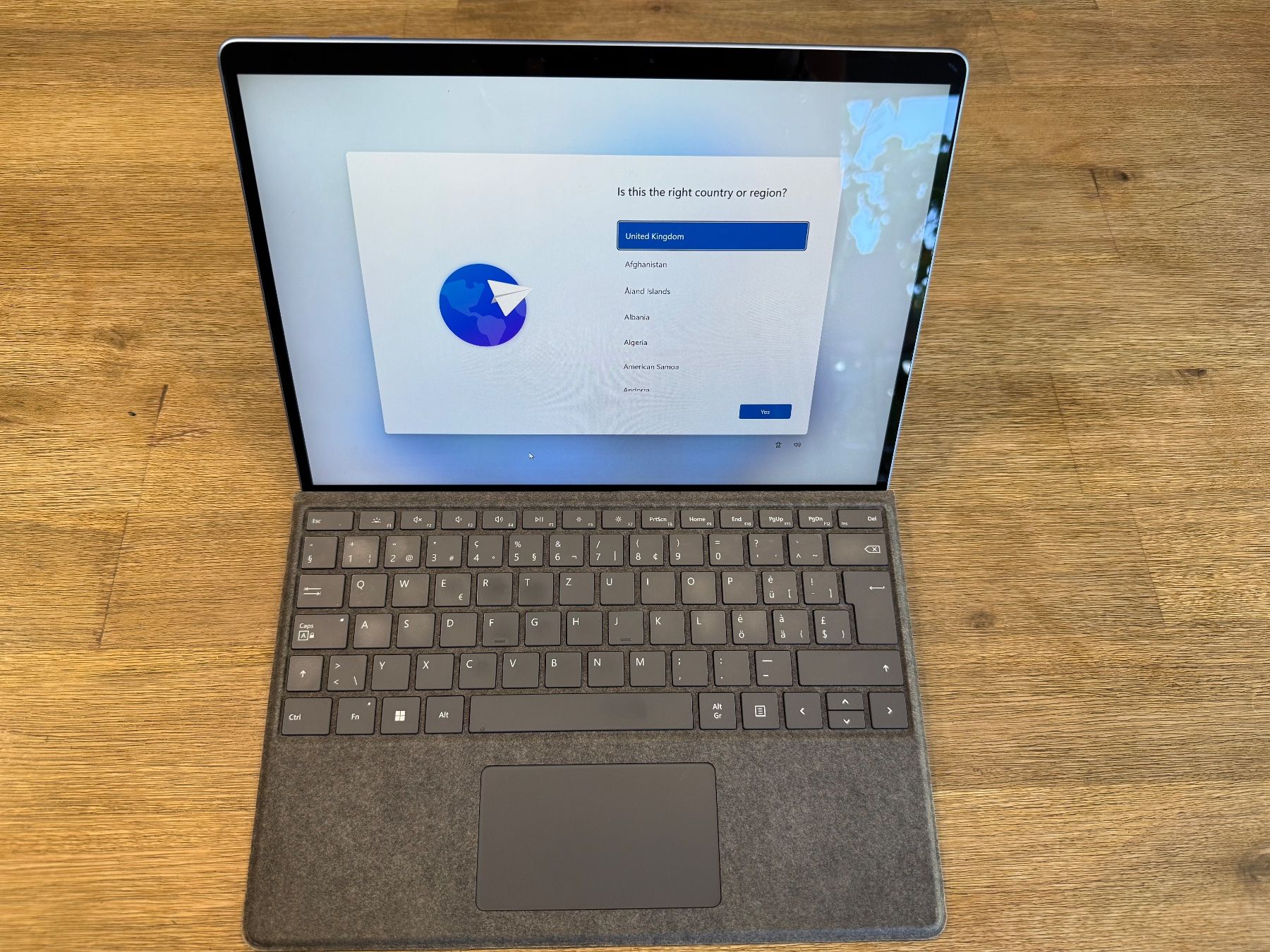 Microsoft Tablettes PC: Surface Pro 9, 256 GB, 12th Gen – D'occasion à Muttenz par laila_moana16