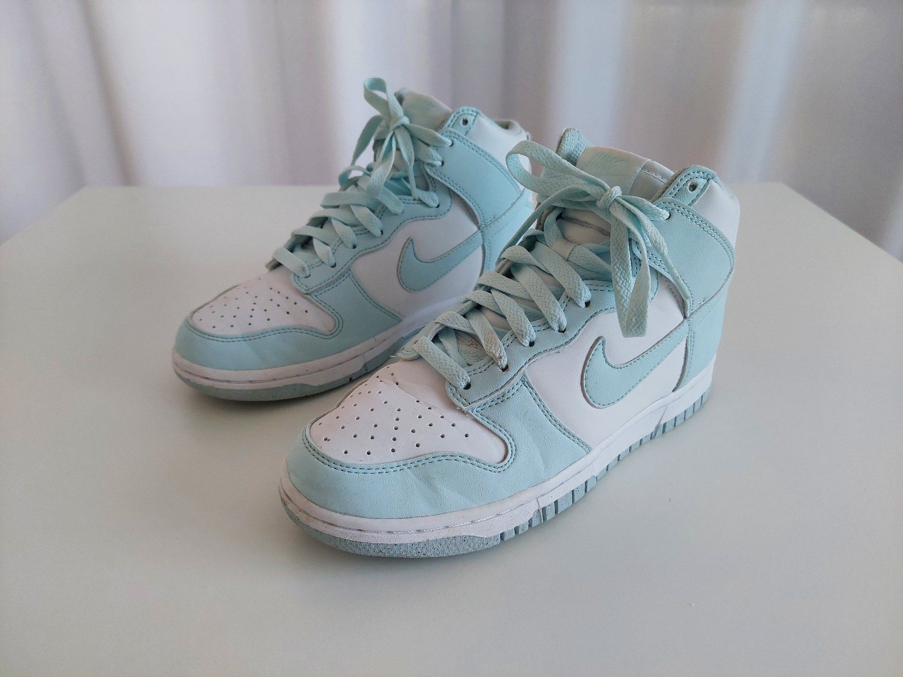Nike Schuhe für Jungen: Nike Dunk High Next Nature  - Sneaker high - Grösse 37.5 – Gebraucht aus Zürich von Lacoste06