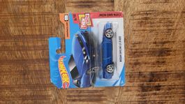 Hot Wheels Nissan Skyline GT-R R33 Then and Now 6/10
